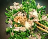 豚肉とピーマンの味噌バター炒め作り方3写真