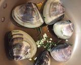 簡単おつまみ♪蛤のローズマリー酒蒸し☆作り方2写真