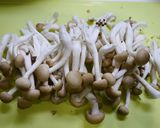 簡単！しめじのトリュフ風味炒め作り方1写真