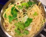 セロリとキャベツ オリーブのペペロンチーノ作り方6写真