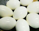 簡単にできる♪ゆで玉子の殻のむきかた♪作り方4写真