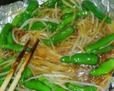 簡単 朝食にも✿ししとう もやしの炒め物作り方3写真
