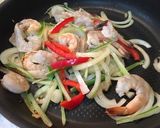 簡単！ 本格タイ料理☆エビパッポンカレー作り方5写真