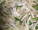 丸美屋麻婆豆腐の素もつ野菜炒め 大人気！作り方2写真