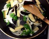 辛くて旨い！野菜の肉味噌炒め！作り方2写真