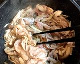 簡単10分☆メイン豚こまときのこの蒸し鍋作り方9写真