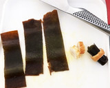 おでん種をもう一品、簡単腹巻き昆布巻き。作り方1写真