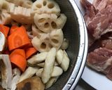 鶏肉と根菜の和風シチュー☆作り方1写真