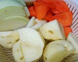 じゃがいもと柔らか手羽中の煮物♥簡単☆作り方1写真