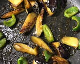 ご飯がすすむ、ナスとピーマンの即席炒め作り方3写真