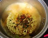 ✩辛ラーメン マイルド卵チーズ✩作り方1写真