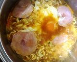 ✩辛ラーメン マイルド卵チーズ✩作り方3写真