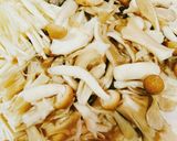 ＊イロイロきのこdeデトックス味噌汁＊作り方1写真