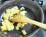 ☆アレンジレシピ☆豚肉と卵の辛ラーメン作り方2写真