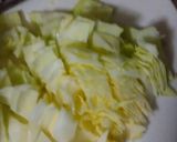 野菜たっぷりもやしとキャベツの春雨スープ作り方1写真