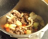 圧力鍋で♪根菜と牛肉のシナモン醤油煮作り方5写真