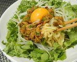 辛ラーメン！サラダ仕立てのカレー混ぜそば作り方6写真