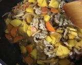 フライパンで炒め煮肉じゃが作り方7写真