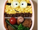 ★簡単★ミニオン ボブのそぼろ弁当♪作り方4写真