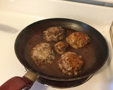 ご飯がすすむ！和風煮込みハンバーグソース作り方4写真
