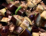 朝採り秋ナスと鶏そぼろのコンソメ炒め作り方7写真