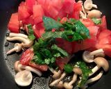 完熟トマトとしめじのオープンオムレツ作り方3写真
