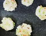 手づかみ☆キャベツとしめじのご飯おやき作り方2写真