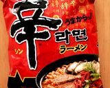 ニラ玉のっけ辛ラーメン作り方1写真