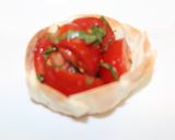 簡単！余った餃子の皮でおつまみサラダ作り方6写真