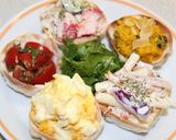 簡単！余った餃子の皮でおつまみサラダ作り方12写真
