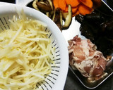 給料日前こそ☆もやしときのこの中華丼♪作り方1写真