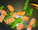 お弁当*ギザギザ魚肉ソーセージの照り焼き作り方5写真