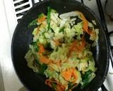サッポロ一番で野菜バターラーメン作り方1写真