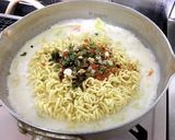 卵とろーり♪ピリ辛クリーミーな辛ラーメン作り方4写真