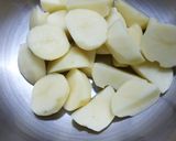 鶏皮とじゃがいもの粒マスタードソテー作り方2写真