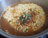 フワモコ月見辛ラーメン作り方4写真