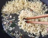 チーズがとろ〜り♡オム・辛ラーメン作り方2写真