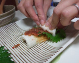 お弁当の定番！ちくわの梅シソ巻き作り方4写真