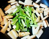 大根と豚肉の味噌炒め♪作り方2写真