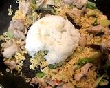 甘辛で食べやすい♡辛ラーメンdeそば飯作り方5写真
