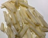簡単☆じゃがいもとズッキーニのハーブ炒め作り方1写真