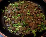 麺つゆで♪カブの葉と蒟蒻のコロコロ炒め♡作り方4写真