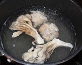 簡単！魚のすり身・舞茸・オクラのお吸い物作り方4写真