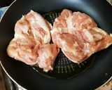 ☆鶏もも肉のアボカドパクチーソースがけ☆作り方4写真