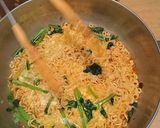 超簡単ですぐできる！汁なし辛ラーメン作り方4写真