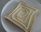 お一人様ランチ♪生ハムのっけトースト作り方2写真