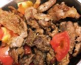 豚こま肉とトマトのカリカリ生姜サラダ作り方5写真