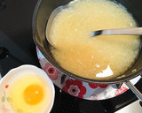 栄養の一杯☆ニラと丸ごと卵の味噌汁作り方2写真