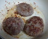 トマトジュースで濃厚ソース♪ハンバーグ作り方3写真