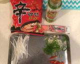 簡単！辛ラーメンペペロンチーノ作り方1写真
